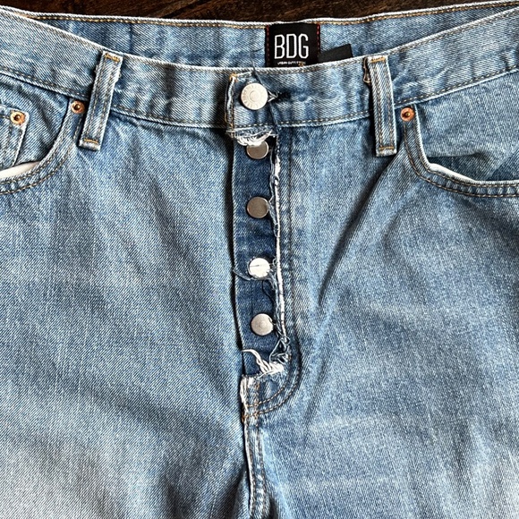 Urban Outfitters BDG Boyfriend Button Fly Jeans Size 31 - Picture 3 of 13